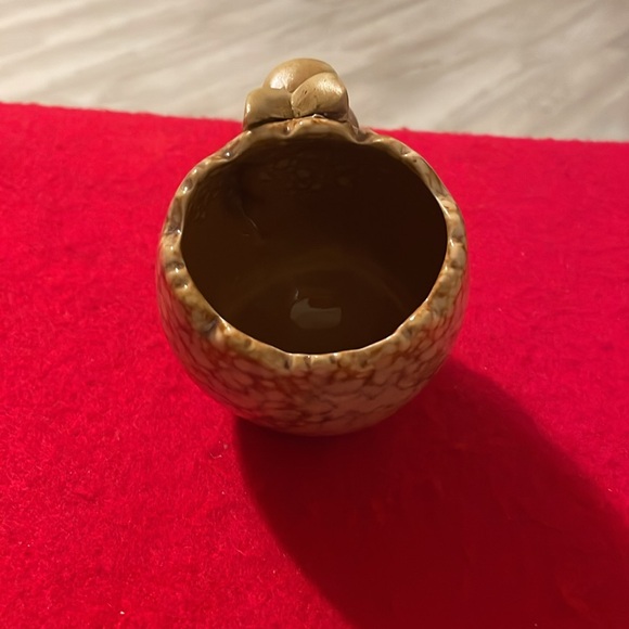 Rare Find Vintage Ceramic Bunny Rabbit Resting on a Cracked Egg Planter - Picture 3 of 6